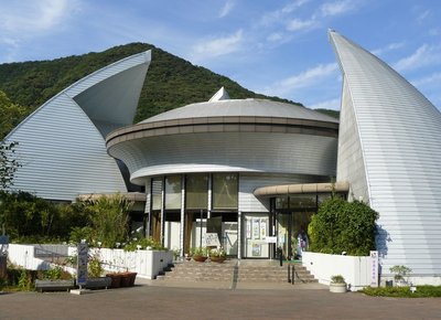 🏛️ 사가시 서복 장수관 (사가시 조후쿠초주칸)